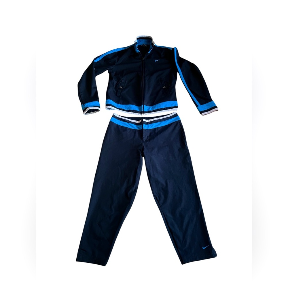 Two-piece Nike active wear set